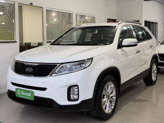 KIA SORENTO 2.4 S.263 4X2 16V GASOLINA 4P AUTOMÁTICO KIA SORENTO 2.4 S.263 4X2 16V GASOLINA 4P AUTOMÁTICO